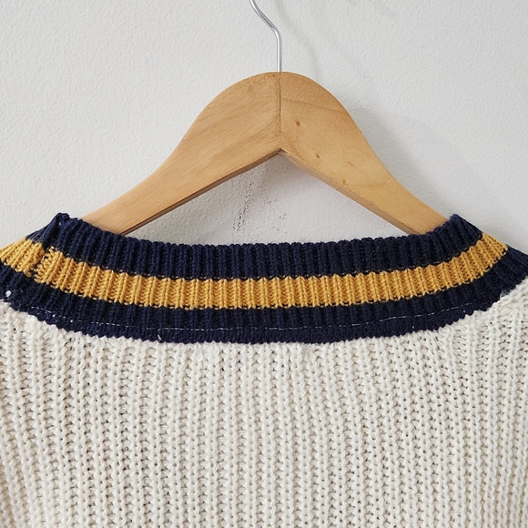 Women's Long Sleeves V-Neck Button Up Colorblock Sweater Off White S, M, L NWOT - Picture 5 of 8